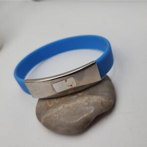 Bio‎ band blue silicone bracelet